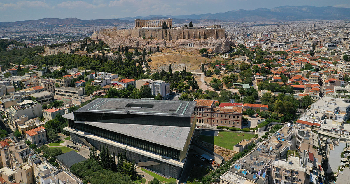 Athens’ Prime Districts Boast Tripled Rental Incomes from Short-Term Rentals