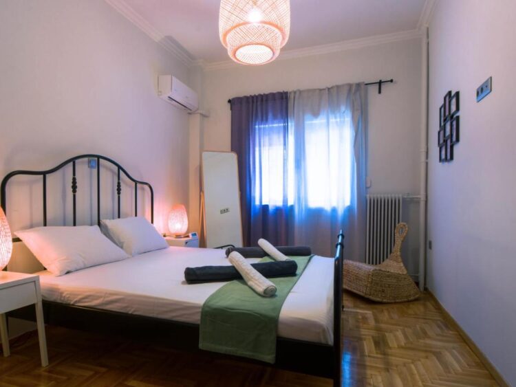 2 Bedroom Apartment Close to Ancient Athens City Center