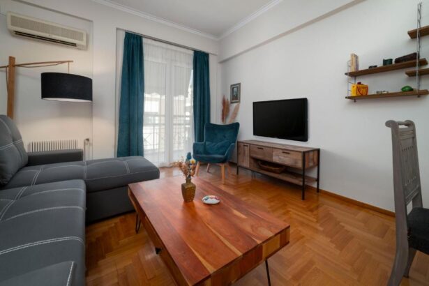 Acropolis Pearl 2BA in the Heart of Athens (R1009)