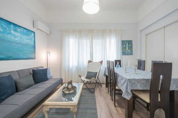 Peaceful and Comfy 2BA in Athens Heart (R1005)
